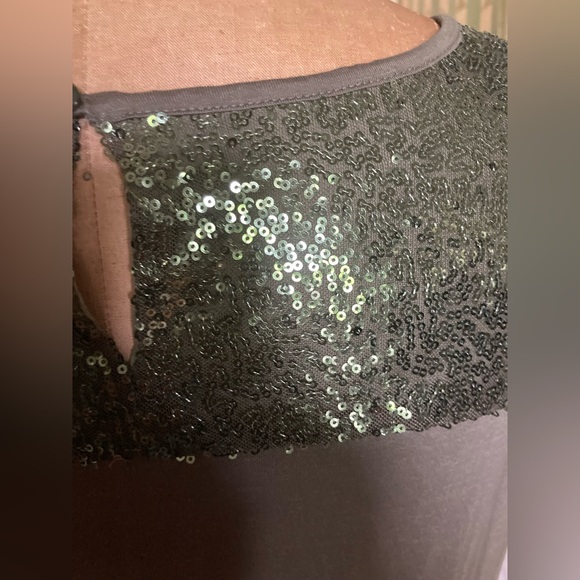 NWT DG2 Sequin Front high low T shirt top OLIVE GREEN LARGE Diane Gilman - Picture 11 of 11